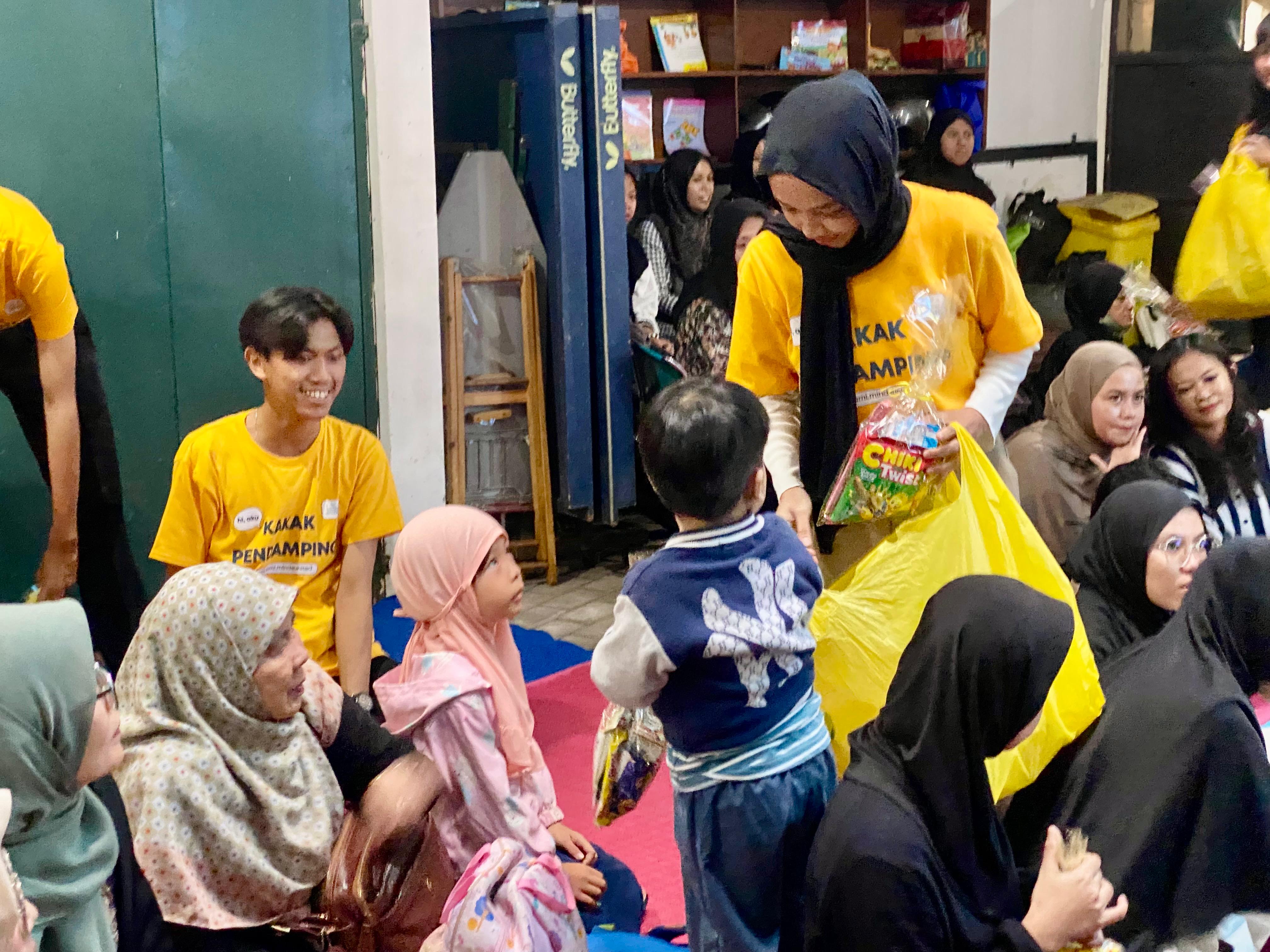 85 Volunteer Companion Mentors Spread the Spirit of Inclusivity at YPLAB Special Needs School, Bandung