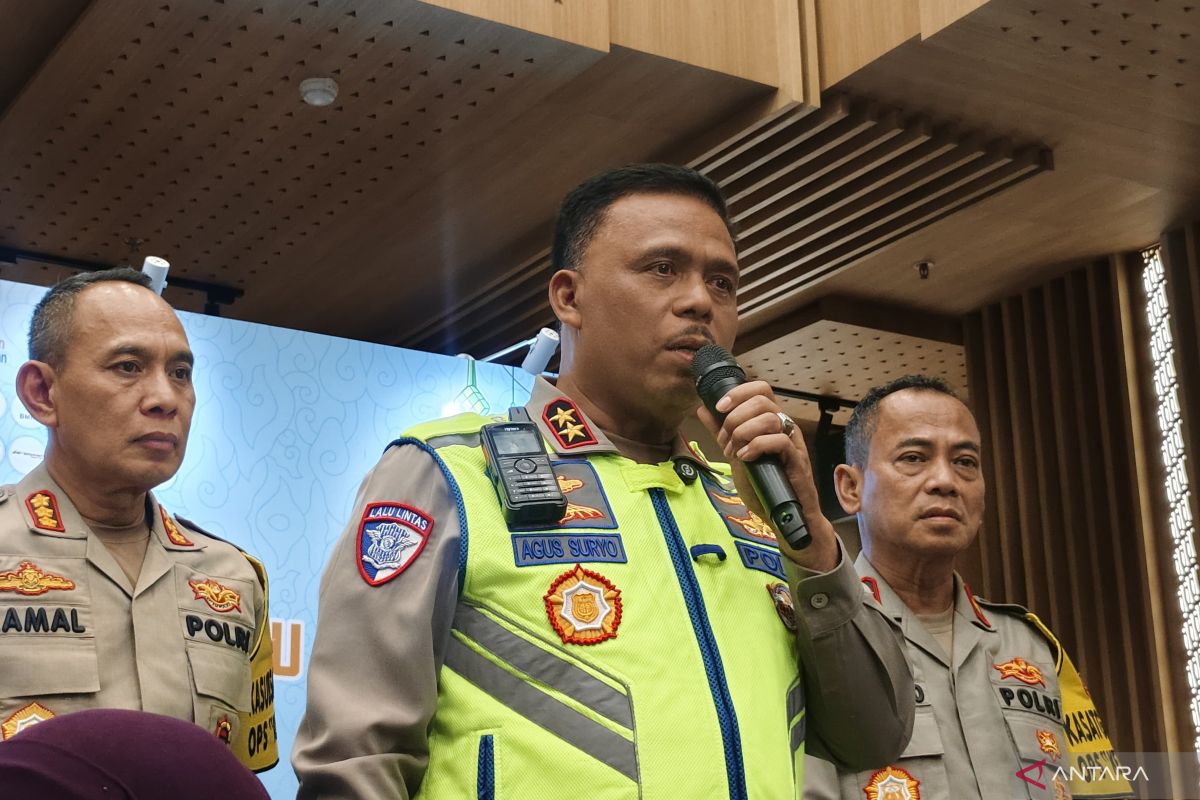 Traffic Police Chief Reports Controlled Traffic Flow on First Day of Ketupat Operation