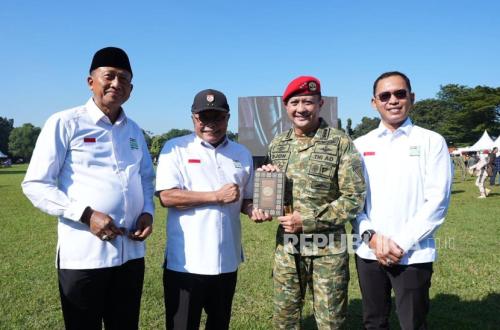Sinar Mas Donates Qur'ans to Kopassus and Ministry of Foreign Affairs to Strengthen Spiritual Values