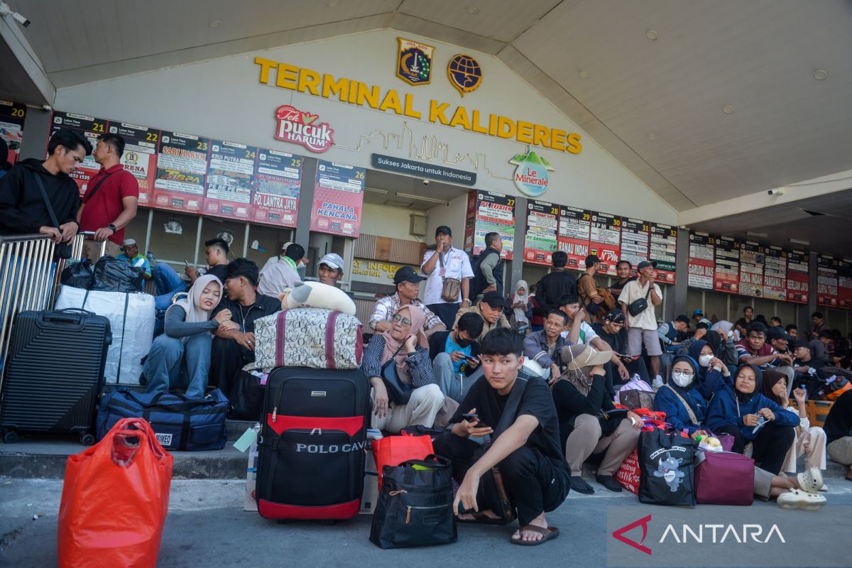 For Safety, Mudik Travellers Urged to Avoid Unofficial Bus Terminals