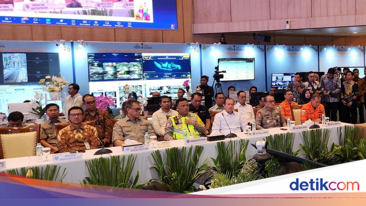National Police Chief Attends Launch of Ministry of Transport's Unified Mudik Operations Command Centre
