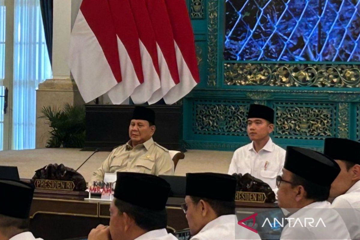 Prabowo orders military, police to aid Eid travel surge