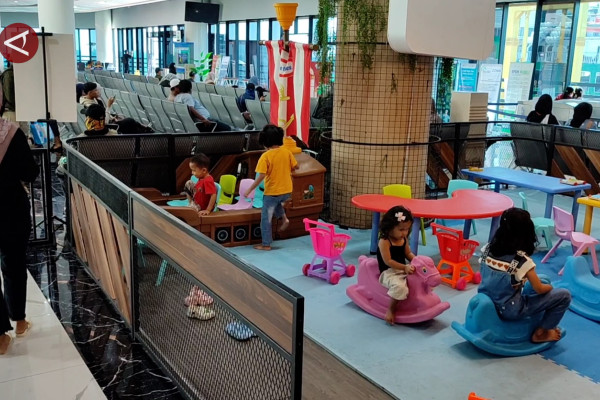 ASDP introduces children's play area at ferry terminal for comfort of holiday travellers