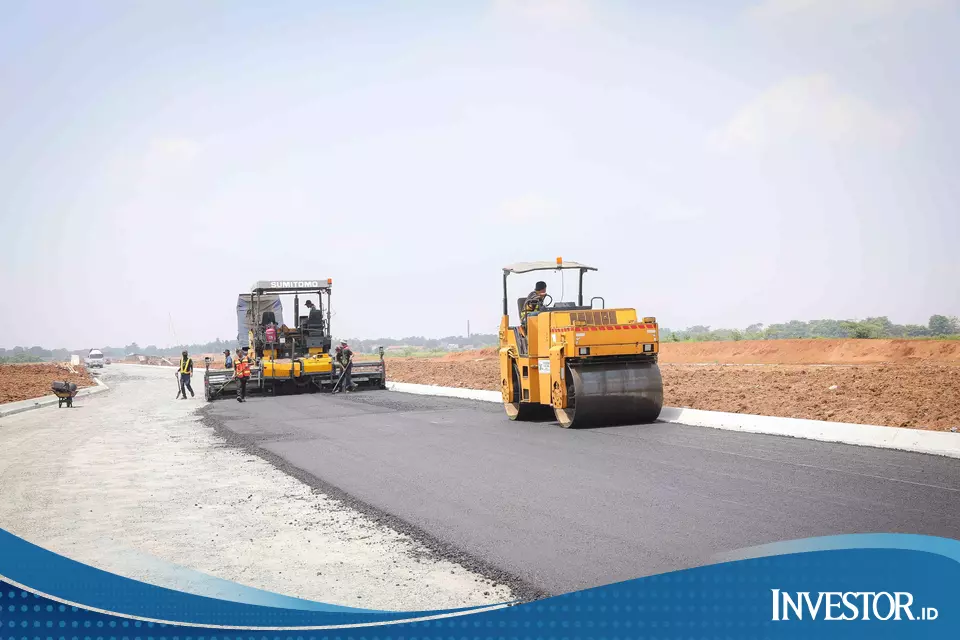 Chandra Asri Group Promotes CIRCLO© Plastic Waste Use for Asphalt Projects at Java Power Plants 9 & 10