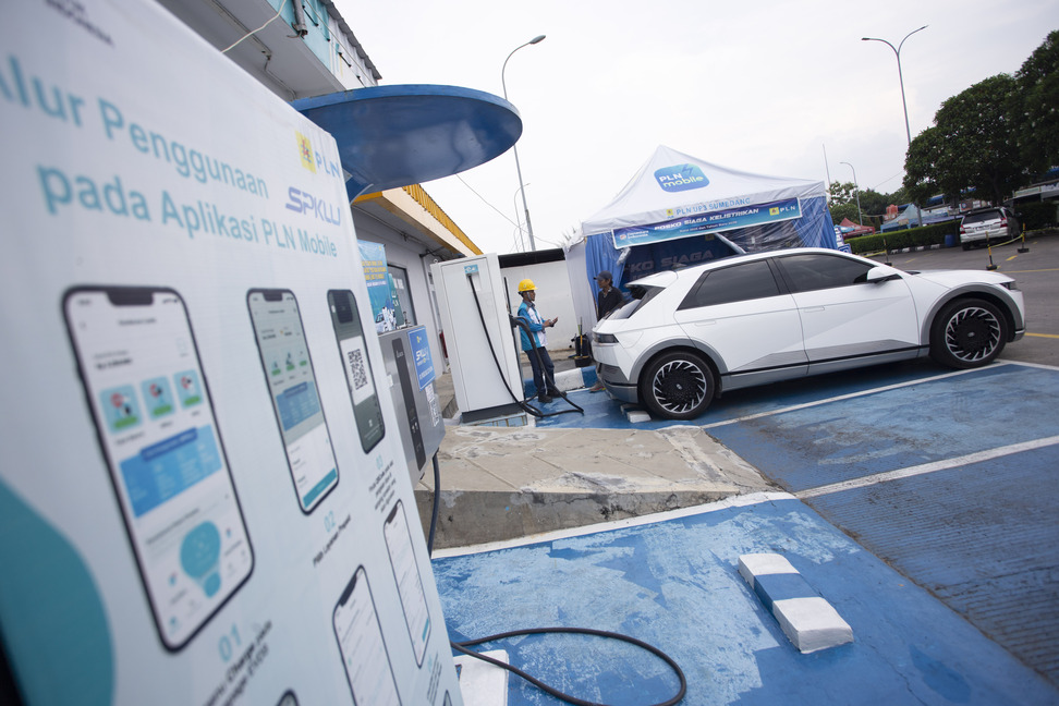 Tips for Homecoming Travel Using Electric Vehicles: Maintain Speed and Ensure Tyres Meet Specifications