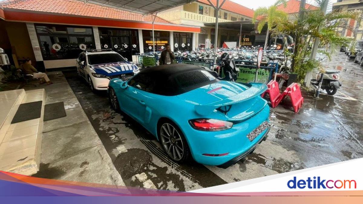Russian Foreign National Ticketed by Police After Drifting Porsche in Nusa Dua