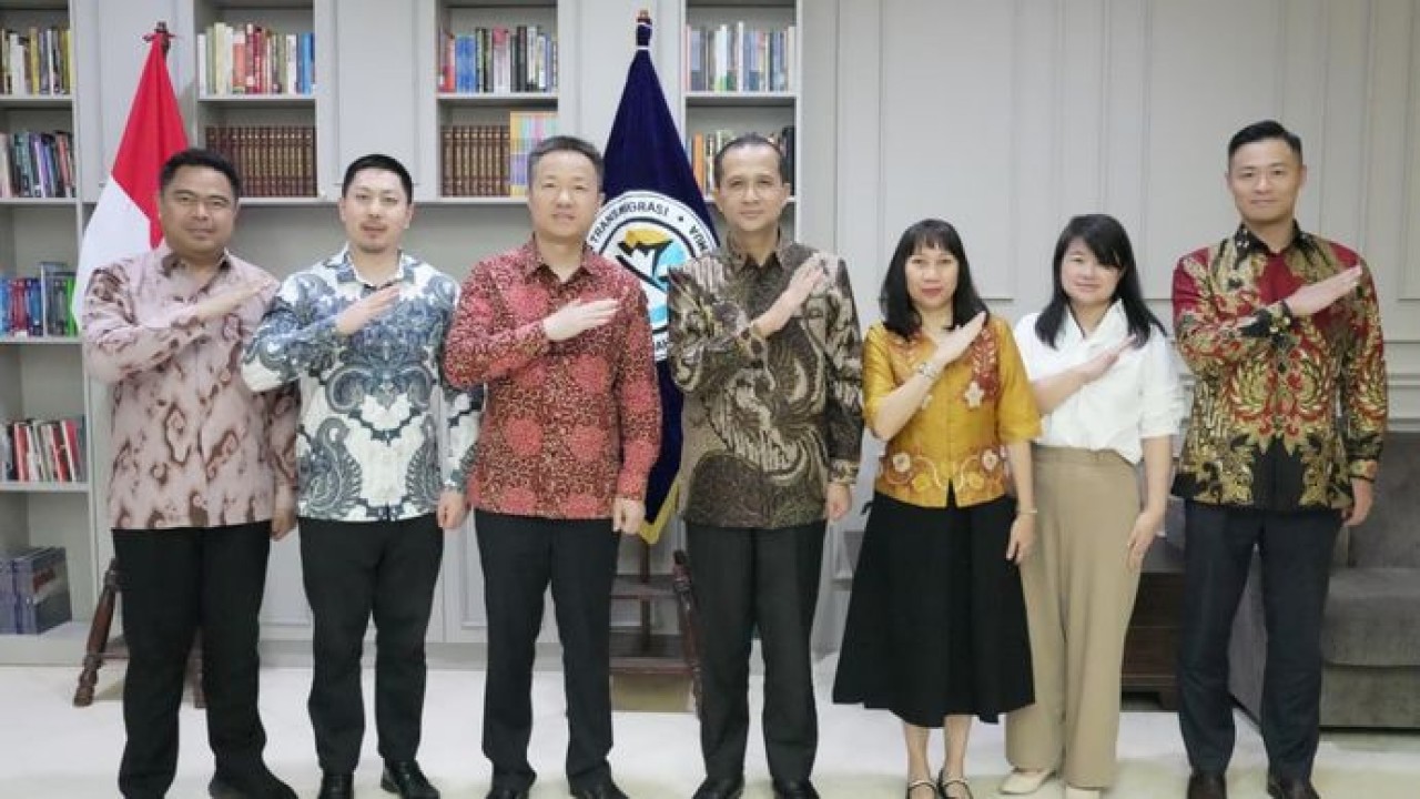 China Energy Targets Investment in Transmigration Region, Ready to Recruit 5,000 Local Workers