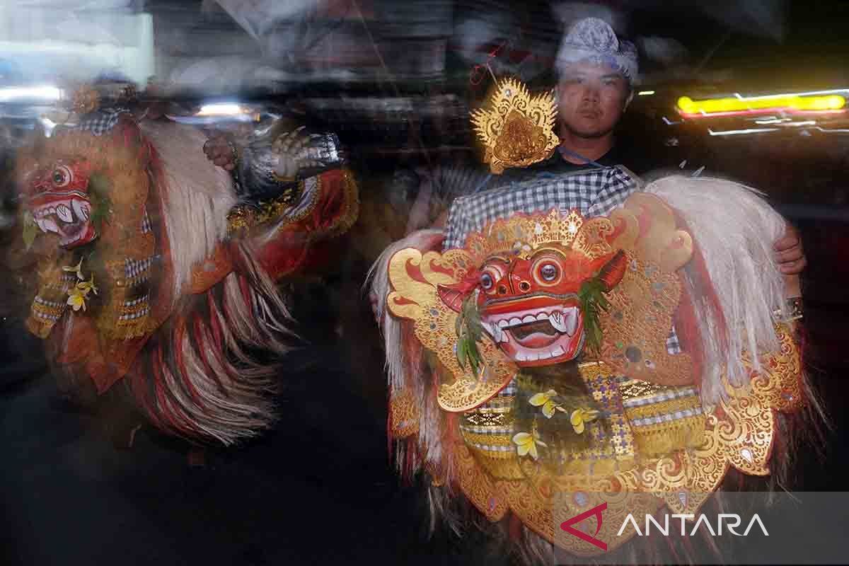 Okokan: Traditional Evil-Repelling Ritual Ahead of Nyepi Festival in Tabanan
