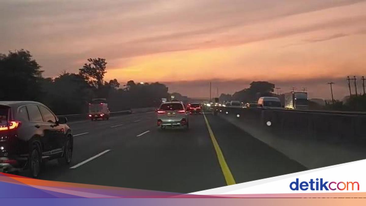Exodus from Jakarta Begins, Japek-Trans Java Tolls Busy but Free-Flowing