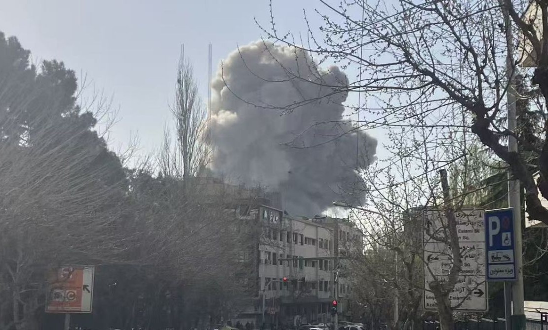 Iran Claims to Have Destroyed US and Israeli Military Commanders' Headquarters with Drones and Missiles