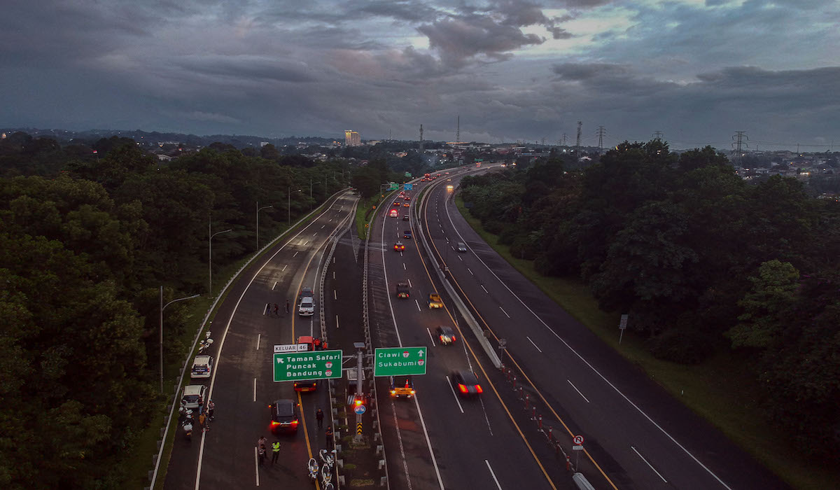 Hundreds of Combined Personnel on Alert to Secure Puncak Route During Operation Ketupat 2026
