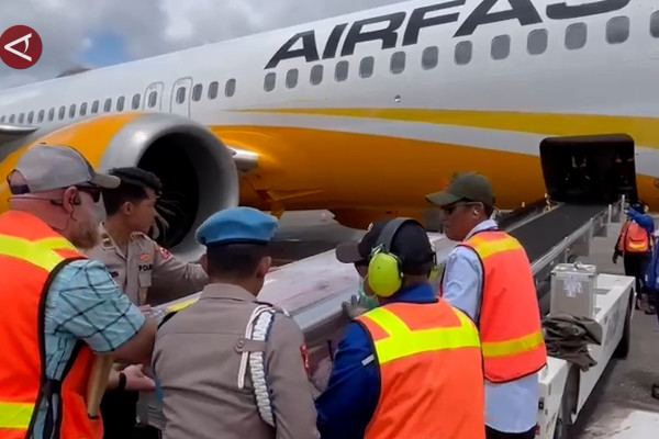 Police conduct crime scene investigation into shooting of Freeport employee at Grasberg Mimika