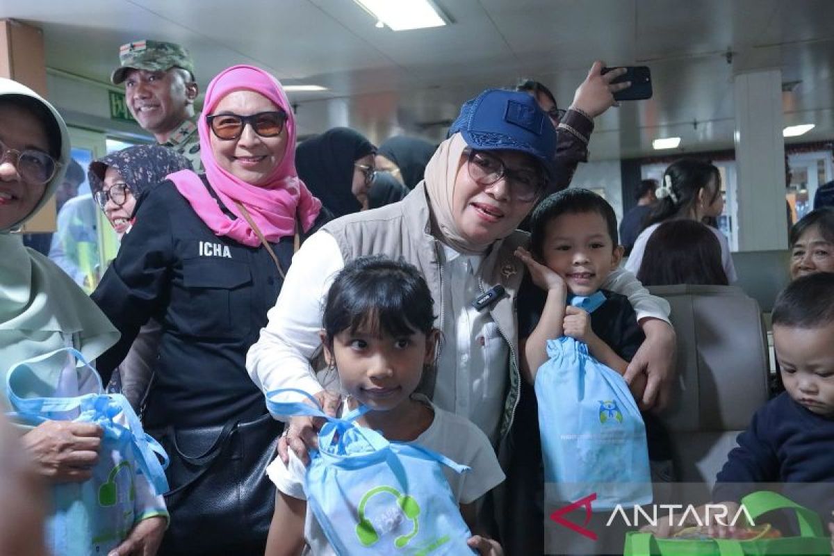 Public transportation must be women and child-friendly, says minister