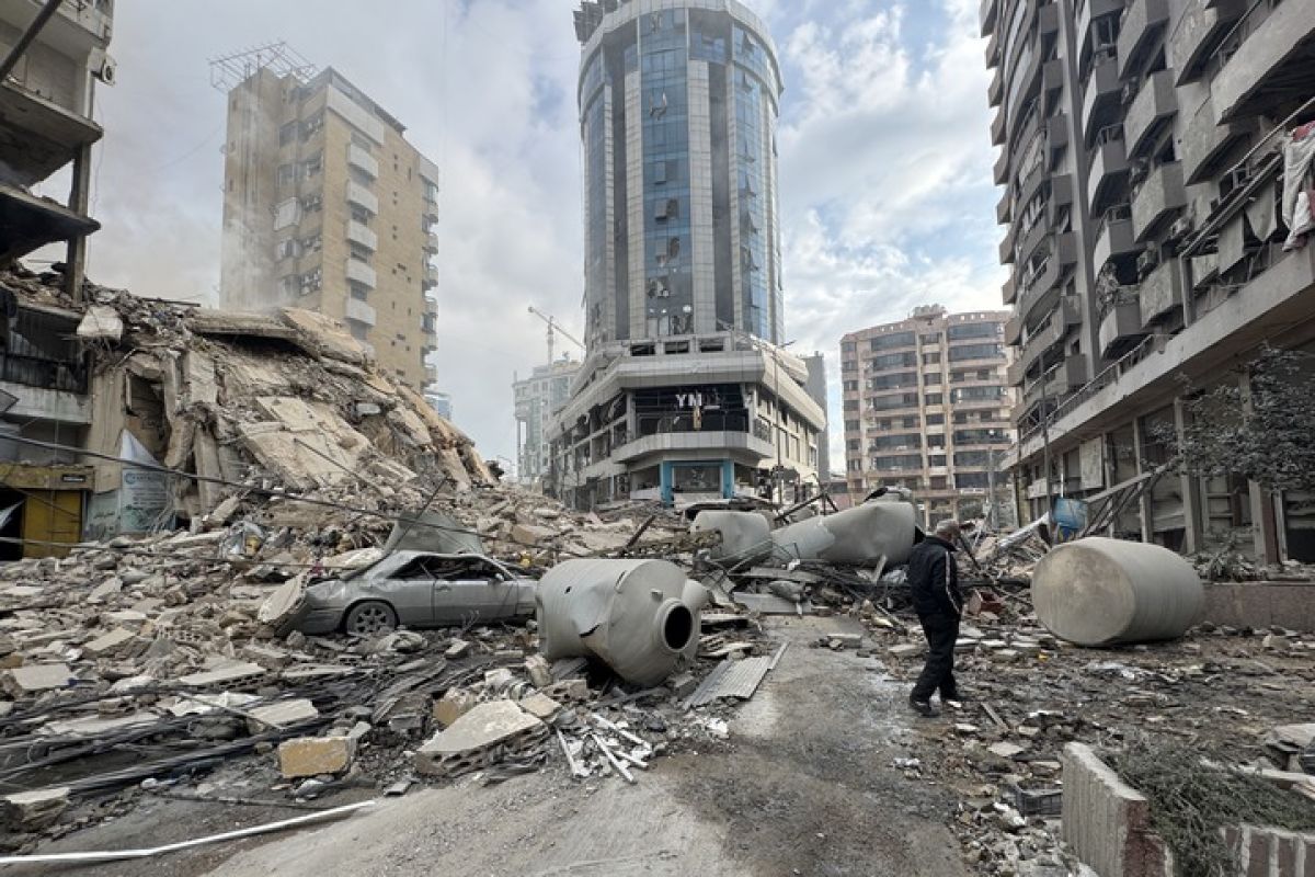 Lebanon reports death toll from Israeli attacks reaches 773