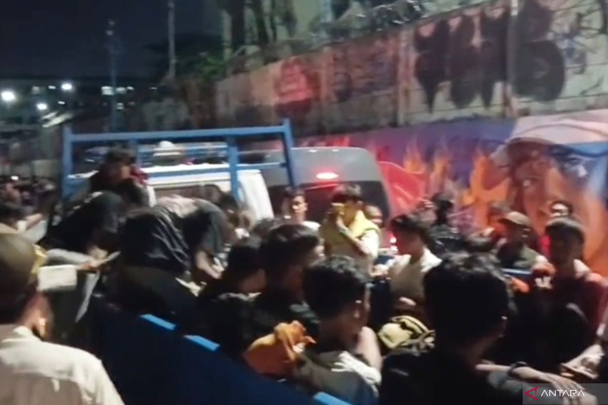 Joint patrol in Jatinegara secures 126 youths to prevent street brawls