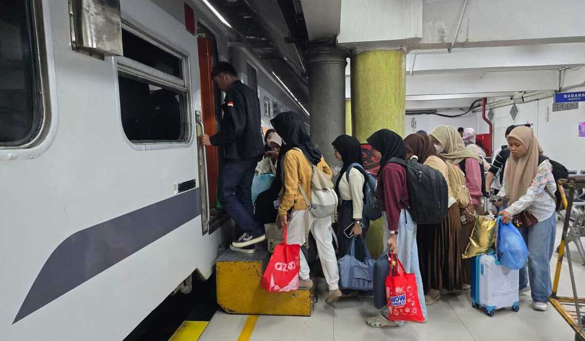 Eid Exodus 2026 Begins to Surge, 11,000 Train Passengers Leave Medan