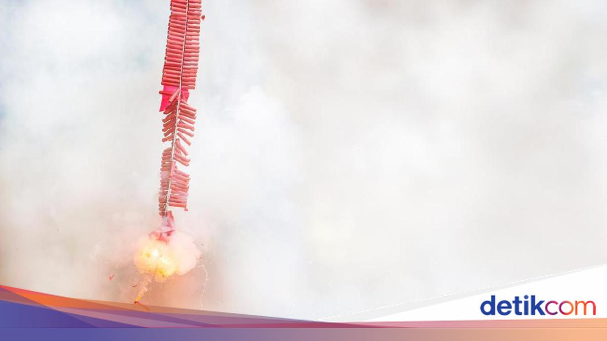 Hundreds of Young People Arrested in East Jakarta for Illegal Convoy with Fireworks and Synthetic Tobacco