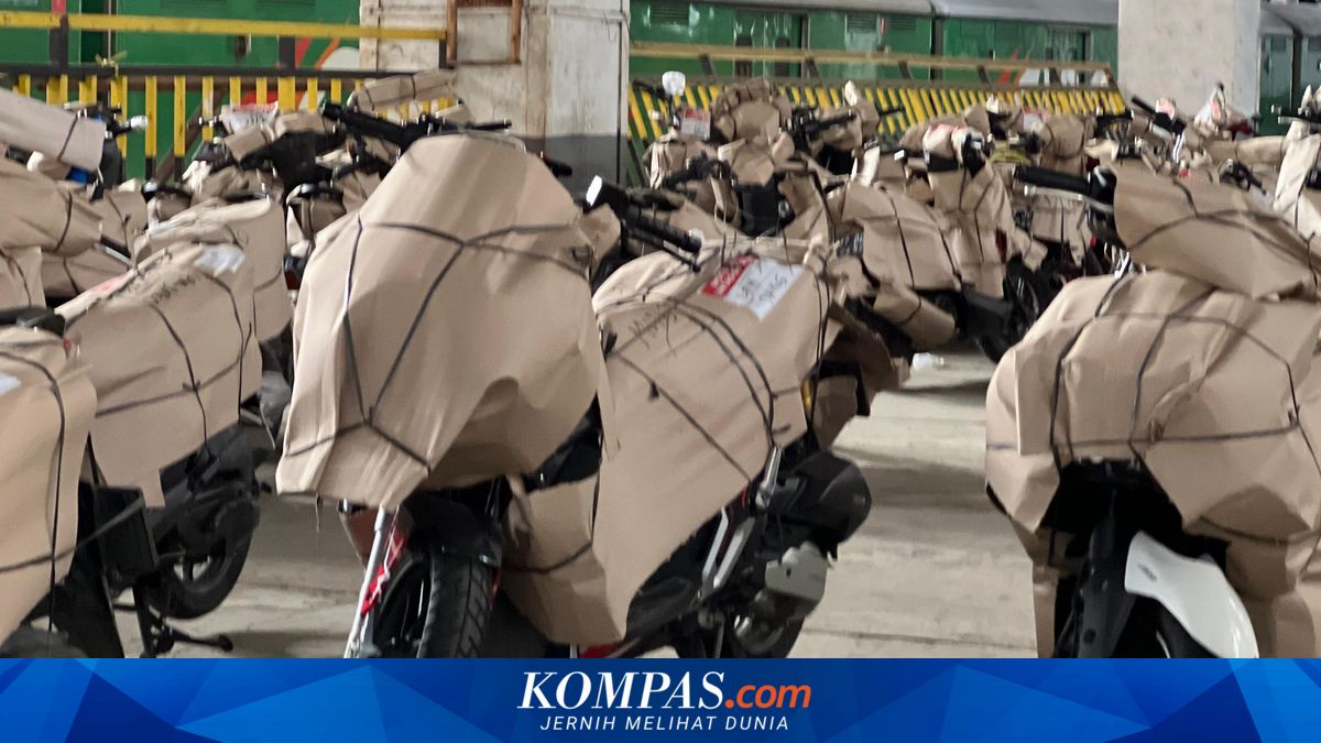Motorcycle Freight Rates Jakarta-Solo by Train Ahead of Eid Exodus