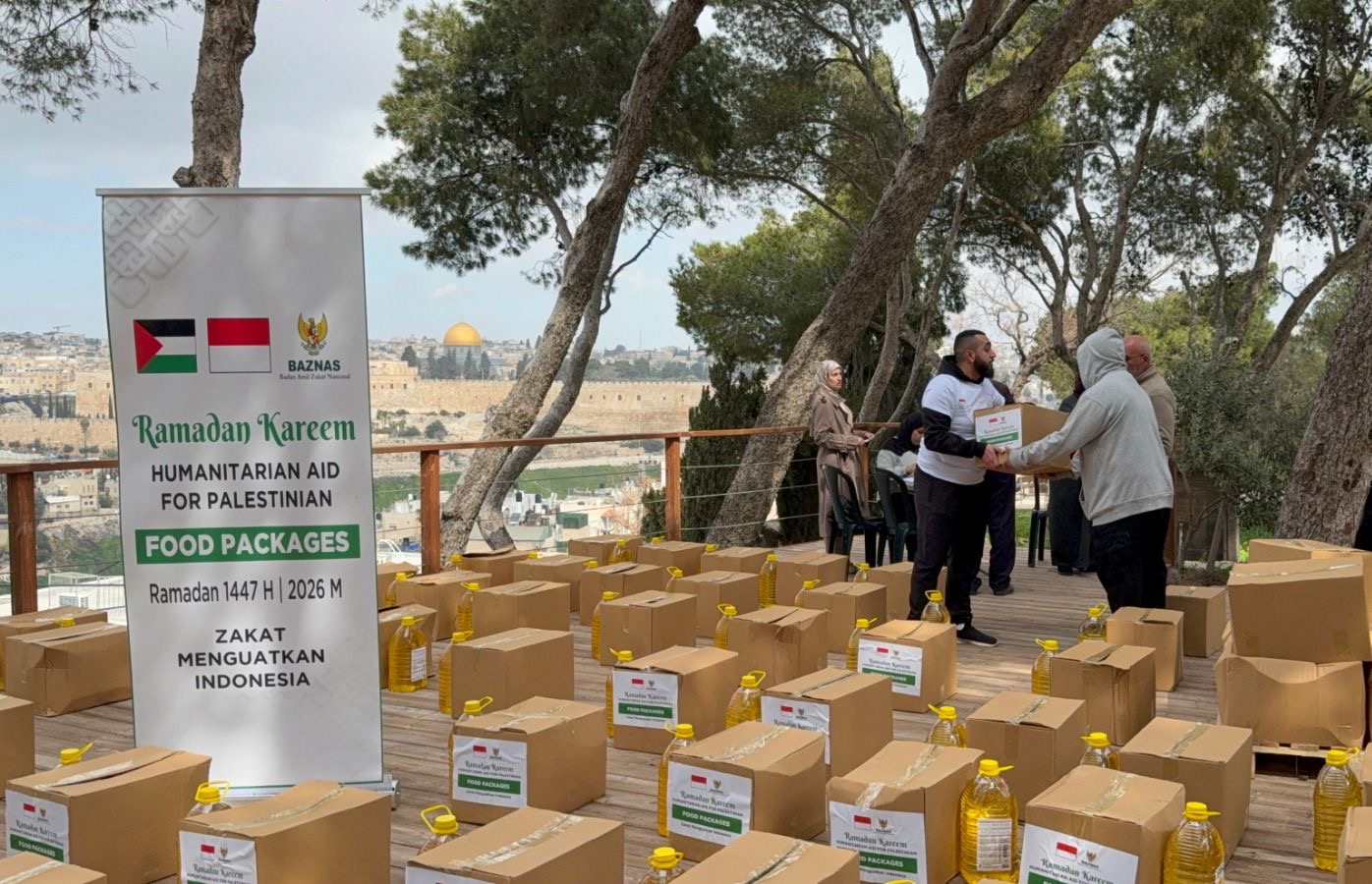 Baznas Distributes 33,917 Food Packages for Palestinian Residents