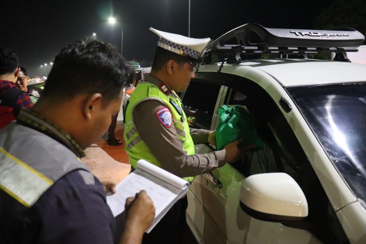 Toll Operator Launches Microsleep Prevention Operation to Prevent Accidents