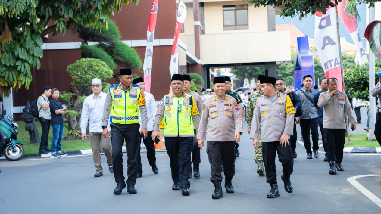 Police Chief Urges Orderly and Safe Homecoming During Ramadan Safari in East Java
