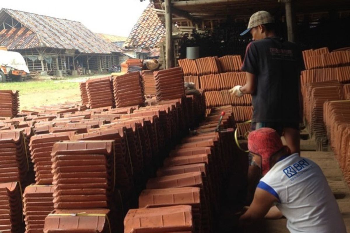 Hena Gian Hermana's Story: Growing a Tile Manufacturing Business with BRI Support