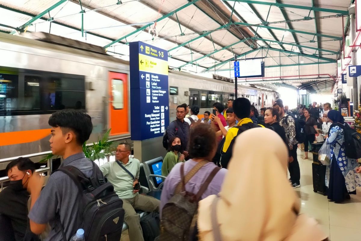 KAI Madiun Predicts Peak Eid Travel Rush on 18 March 2026