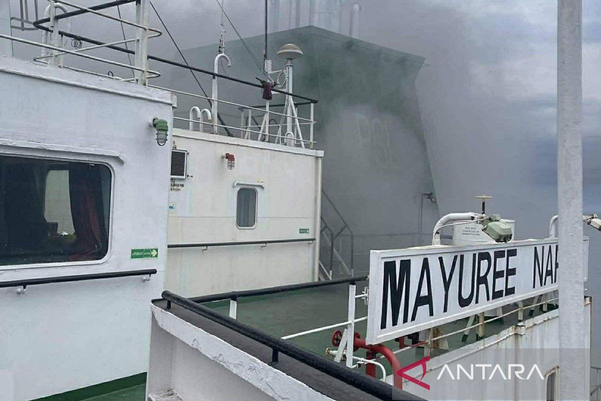 Iranian Ambassador: Strait of Hormuz Remains Open to Nations Complying with Protocols