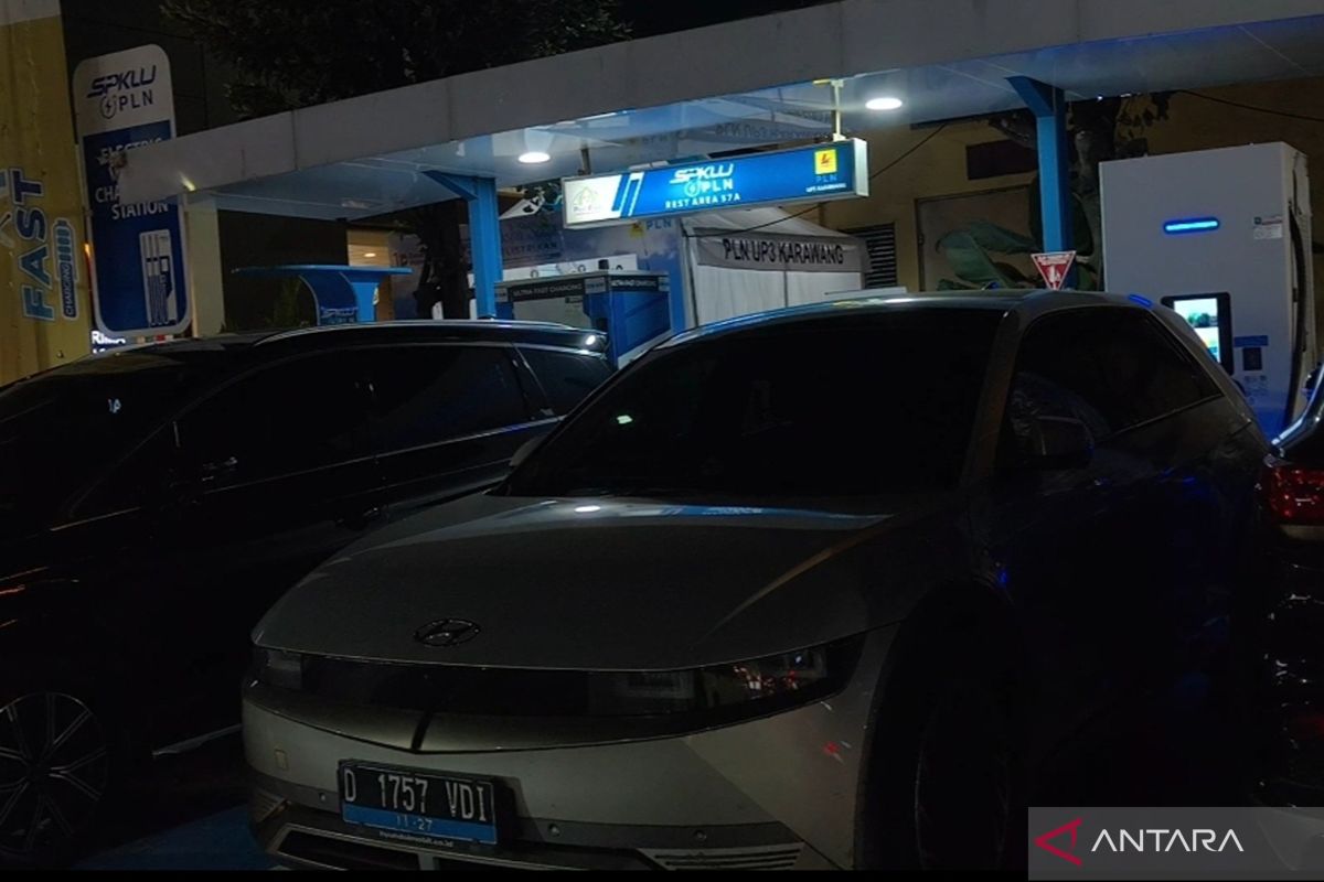 Rest Area KM 57 Cikampek Toll Road Equipped with Two EV Charging Units for Homebound Travellers
