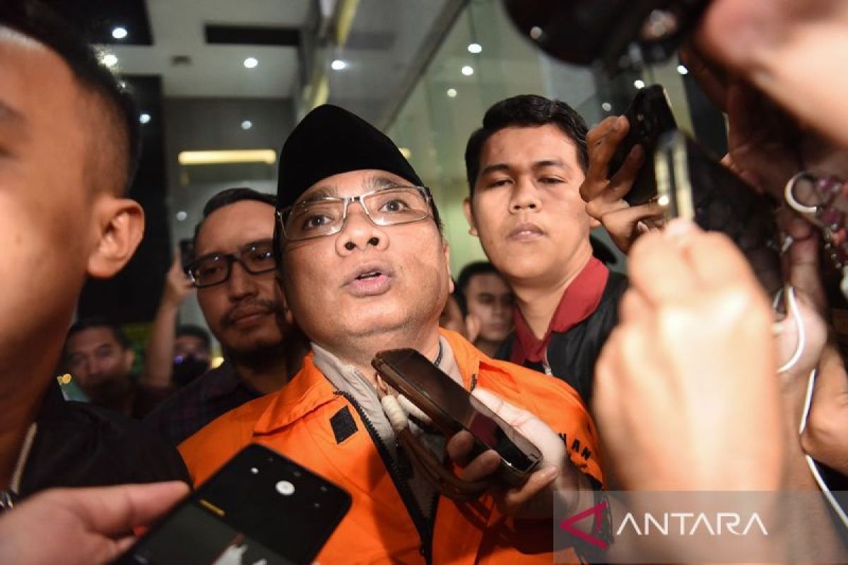 Week in Review: Yaqut Detained by KPK and Attack on KontraS Activist