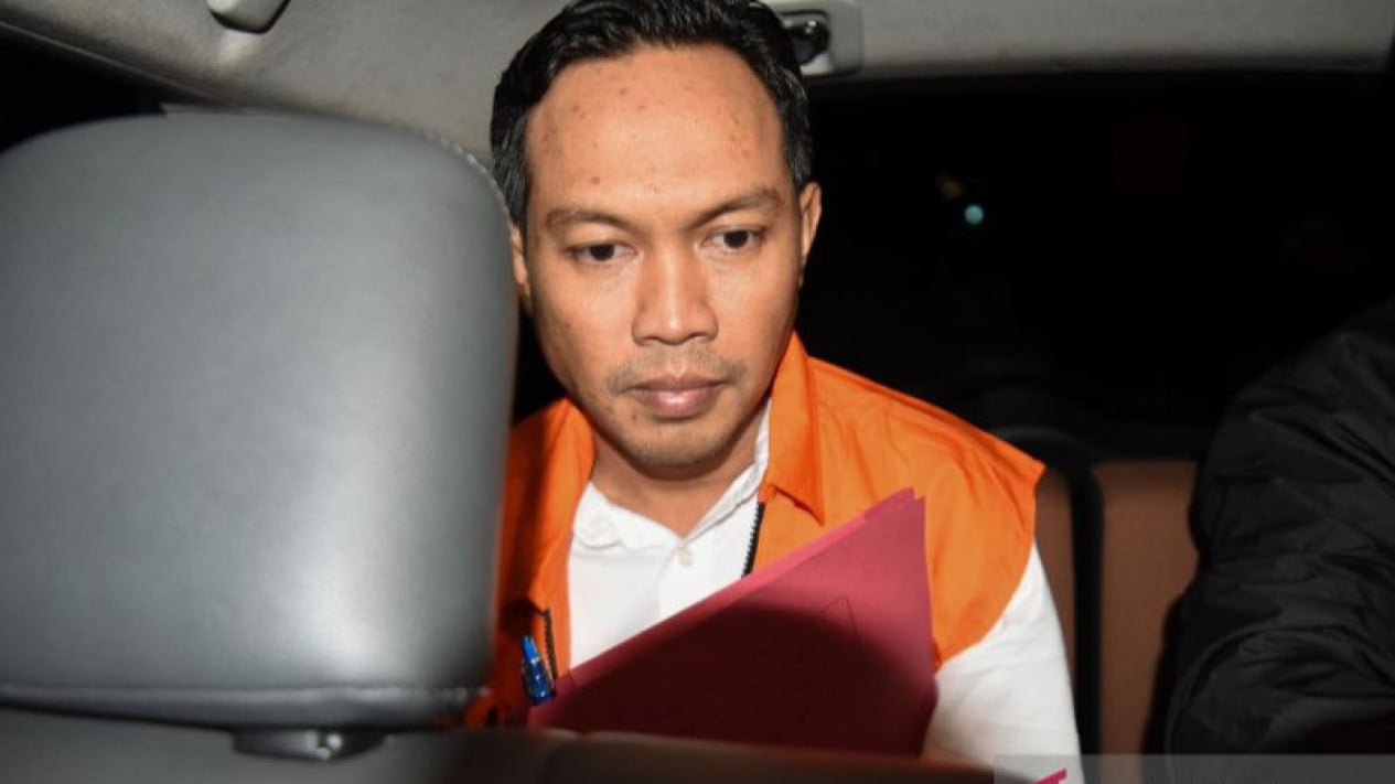 Cilacap Regent Collected 515 Million Rupiah for Holiday Allowances for Police and Prosecutors