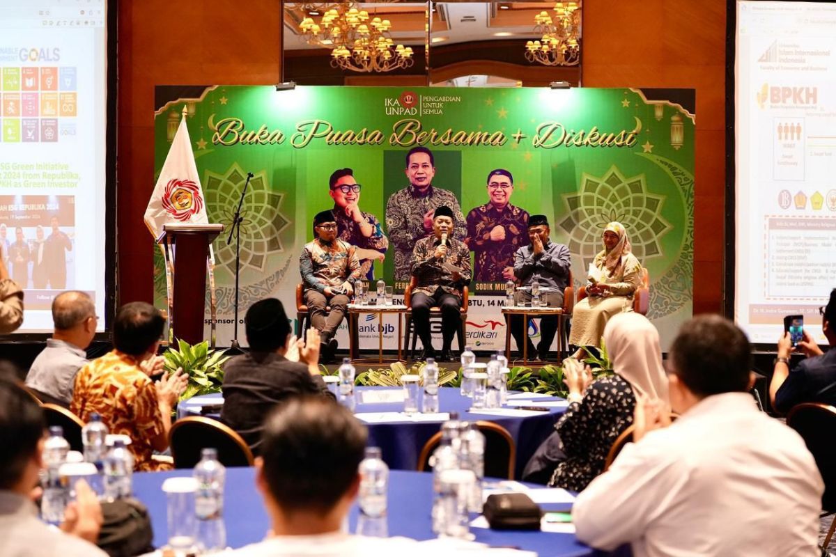 Minister of Cooperatives Urges Consolidation of Community Funds for Productive Industries