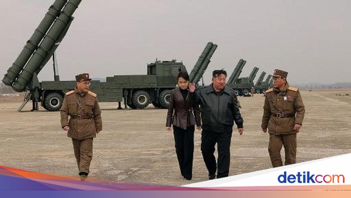 North Korean Leader Kim Jong Un Claims Ballistic Missile Test Demonstrates Nuclear Strength