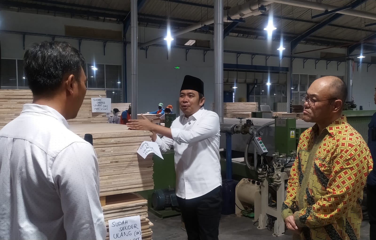 Jember Regent Fawait Visits Japanese Wood Processing Factory, Begins Reducing Private Official Vehicles