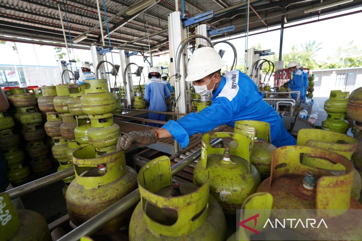 Pertamina increases liquefied petroleum gas supply by 19.5 per cent in West Sumatra ahead of Eid 2026