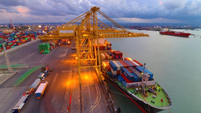 Pelindo Maintains Full Operations During Eid Travel Season to Strengthen Services