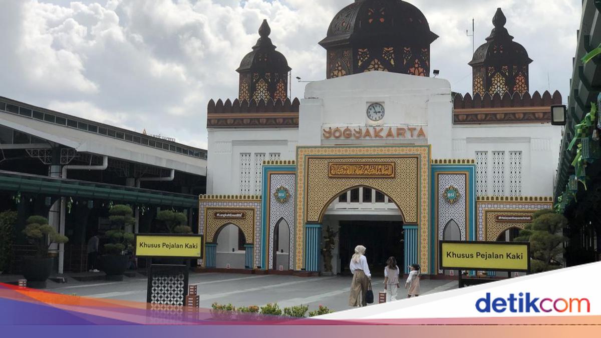 KRL Jogja-Palur Increases Services During Eid Holiday Peak, Schedule Details