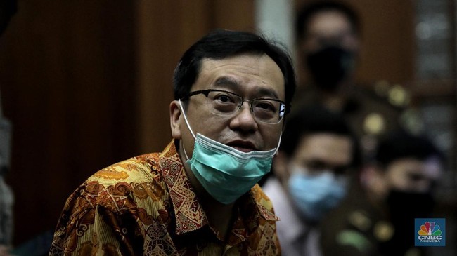 Benny Tjokro Blacklisted for Life from Capital Market by OJK