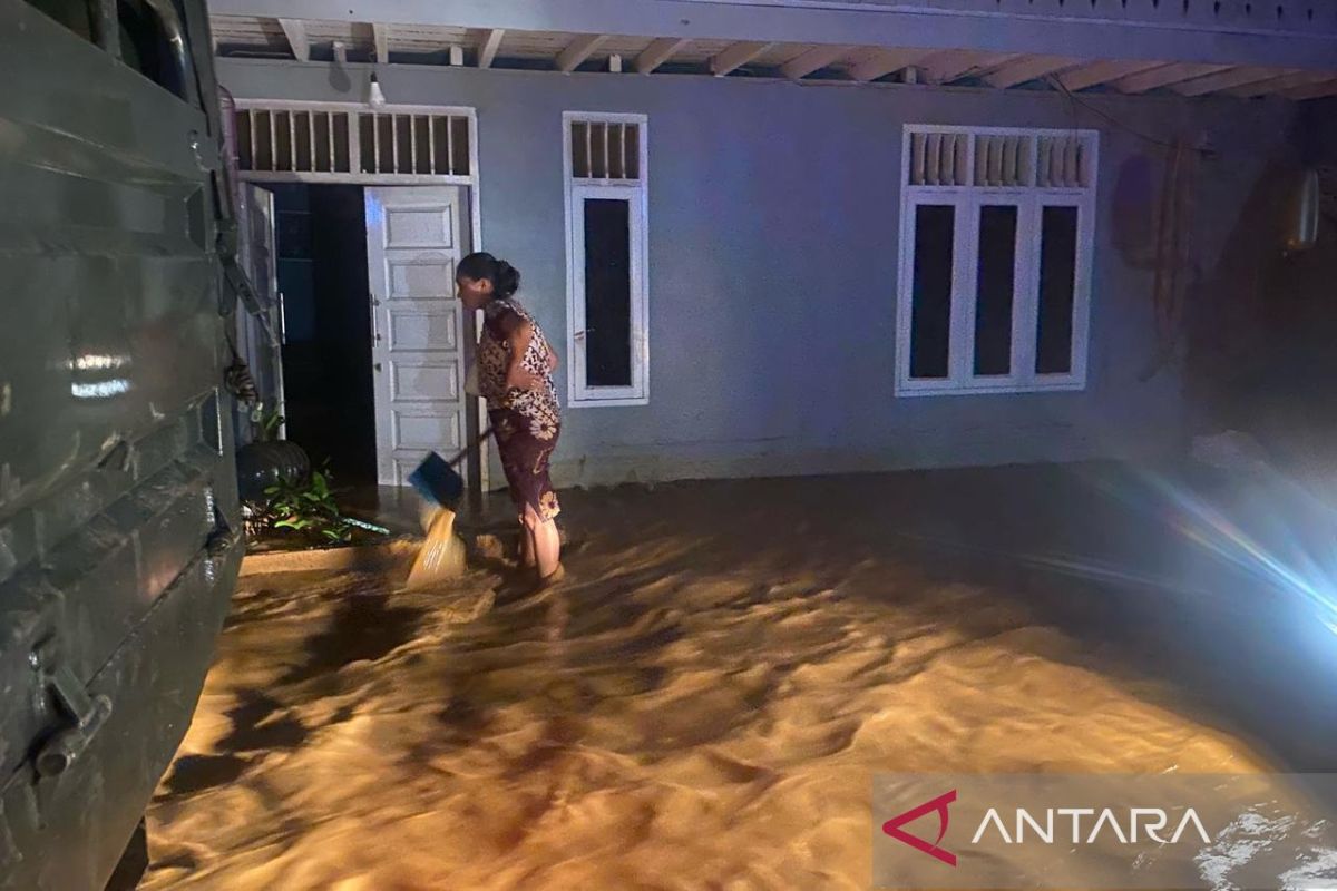 Flooding Returns to Hutanabolon Residential Areas in North Sumatra