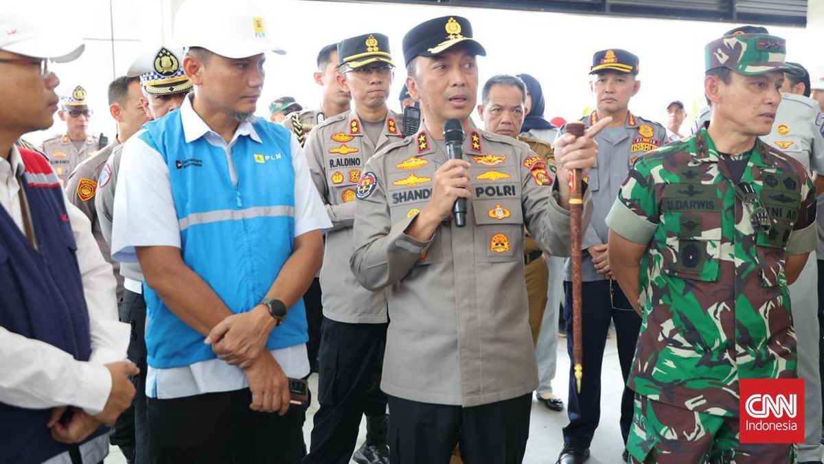 South Sumatra Police Restrict Heavy Vehicles During Eid Holiday exodus