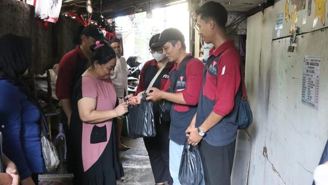 As Eid Al-Fitr Approaches, Artha Graha Peduli Launches Affordable Market Programme