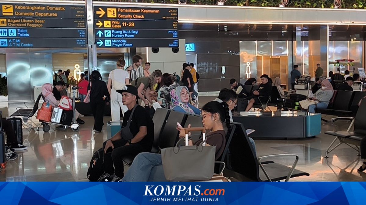 Long Queues at Soetta Airport: Passengers Urged to Arrive 3 Hours Before Departure