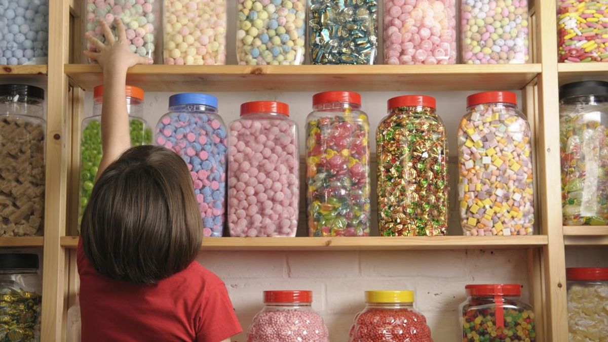 Citizens Challenge Health Law at Constitutional Court Over Sugar Labels on Food Packaging