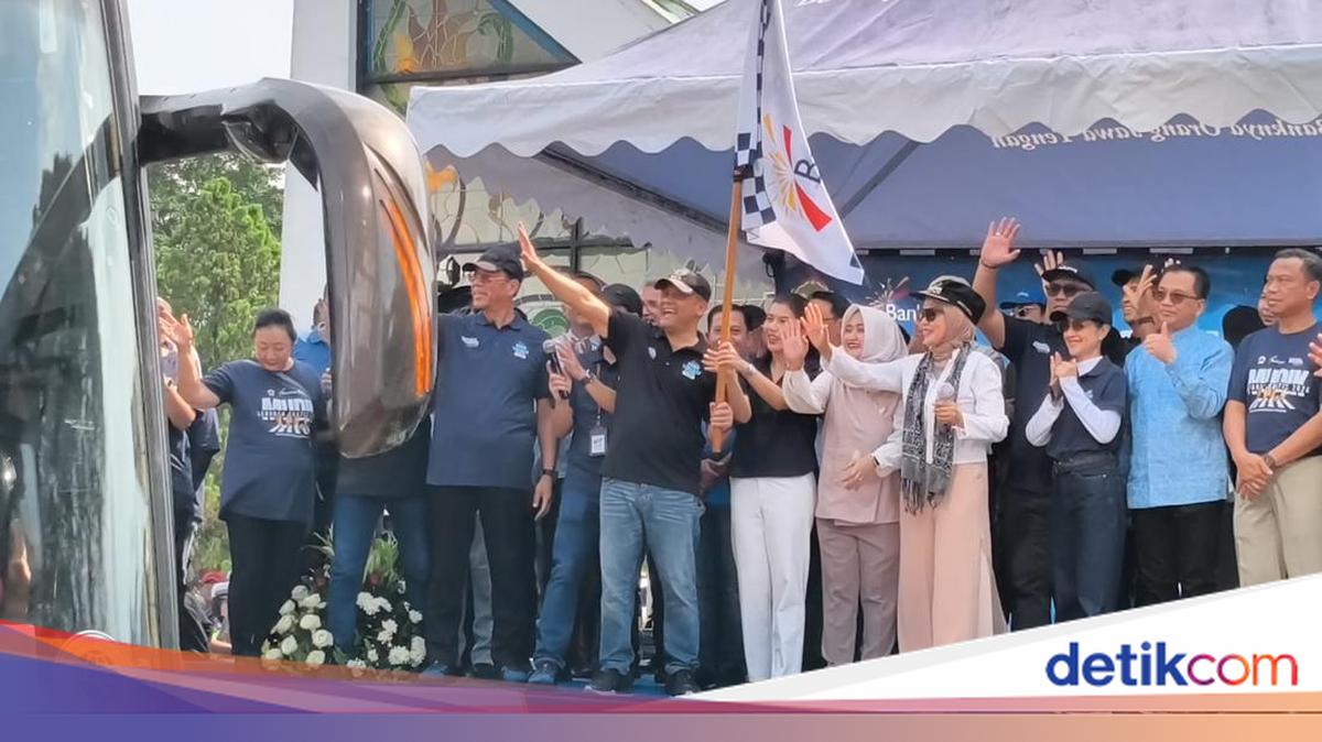 Ahmad Luthfi Dispatches 325 Free Buses for Central Java Residents' Homecoming during Eid Celebration from TMII