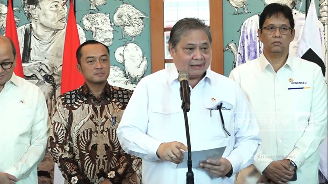 Economic Ministers Meet at Airlangga's Office Today; What's on the Agenda?