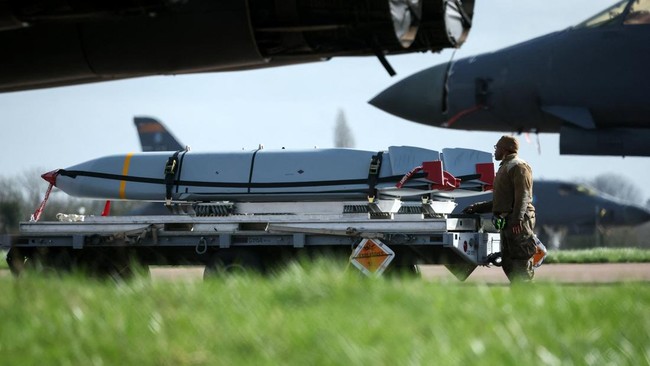 Iran Remains Strong as Tehran Drones Strike US-Italian Base in Kuwait