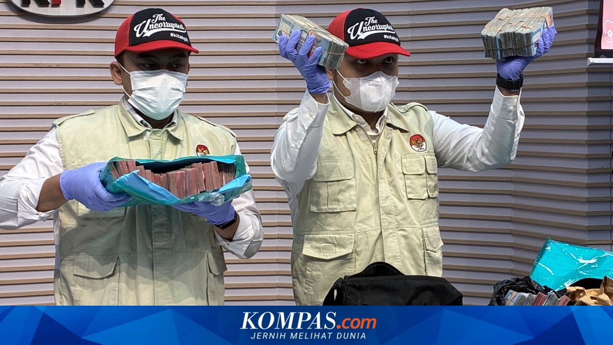 Corruption Commission Conducts Marathon Raids on Rejang Lebong Officials' Offices and Homes, Seizes Rp 1 Billion