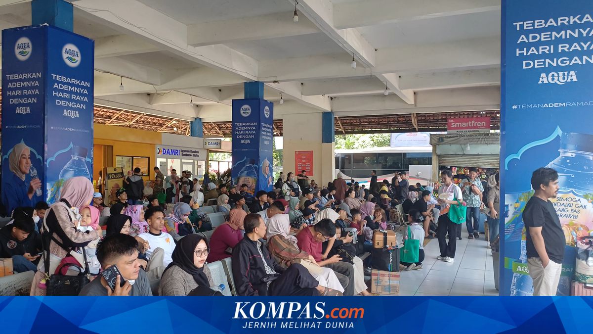 Passengers Begin Crowding Kampung Rambutan Terminal Ahead of Lebaran Exodus
