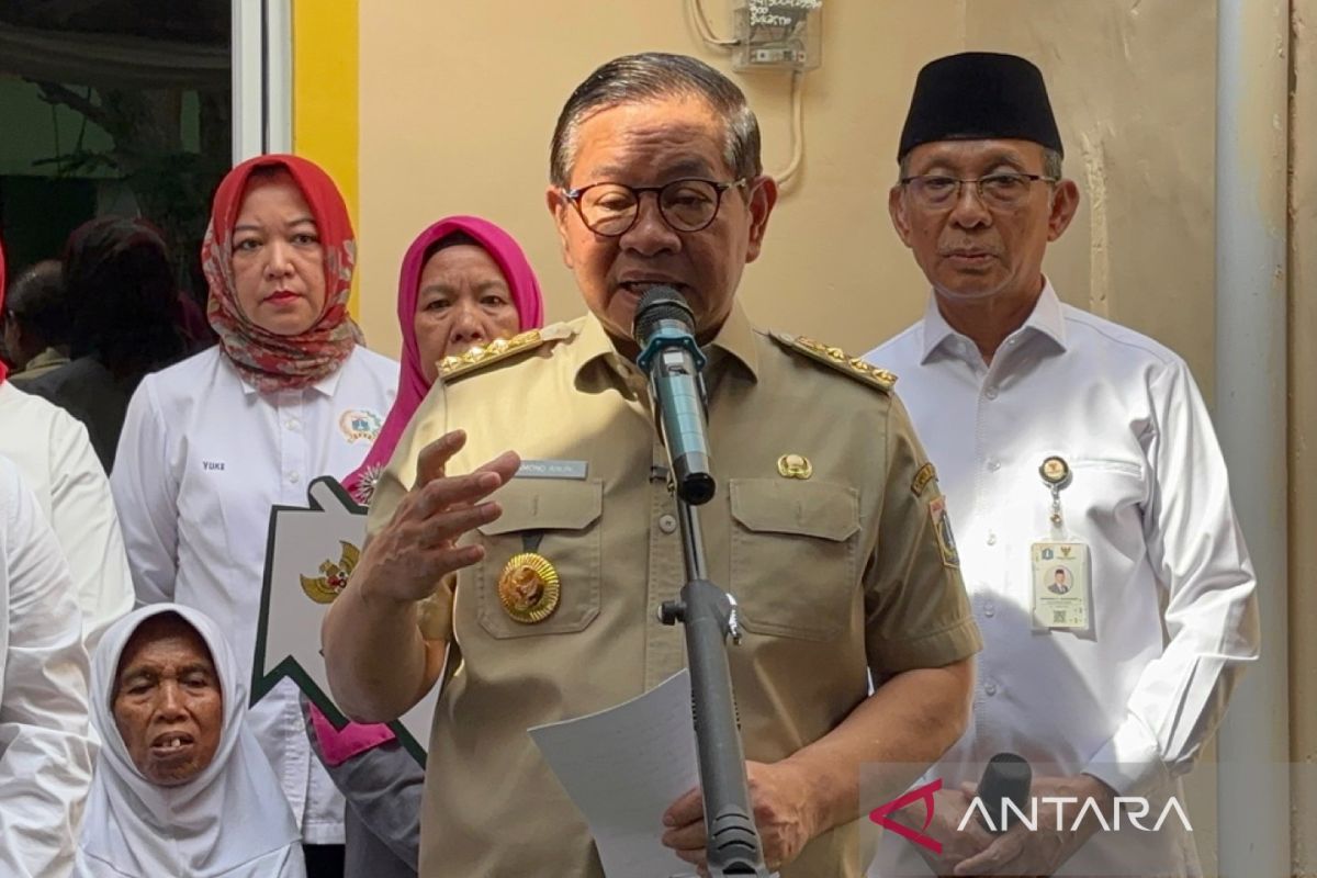 Pramono Urges DKI's Local Companies to Undertake House Renovation Programme
