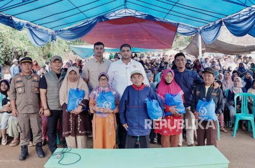 Legislator Engages with Pangalengan Residents, Promotes Agricultural Strengthening and Educational Support